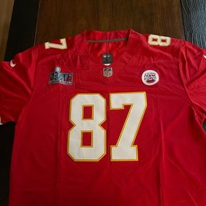 Last one Price drop 45Kelce jersey XL all lettering is sewed on and good quality